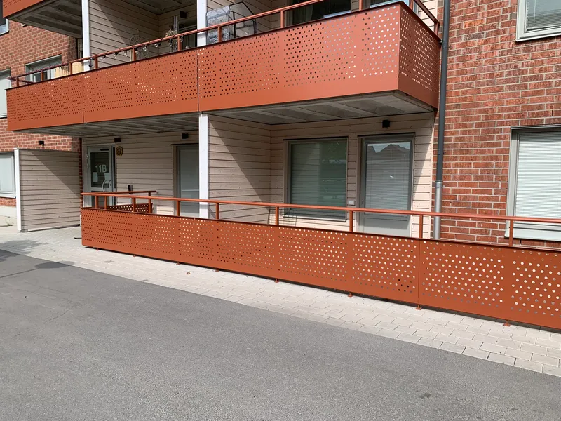 Aluminum balcony railings with perforated infill — photo 3