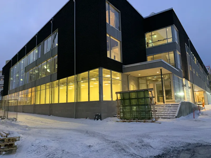Fire-rated aluminum facade system — photo 6